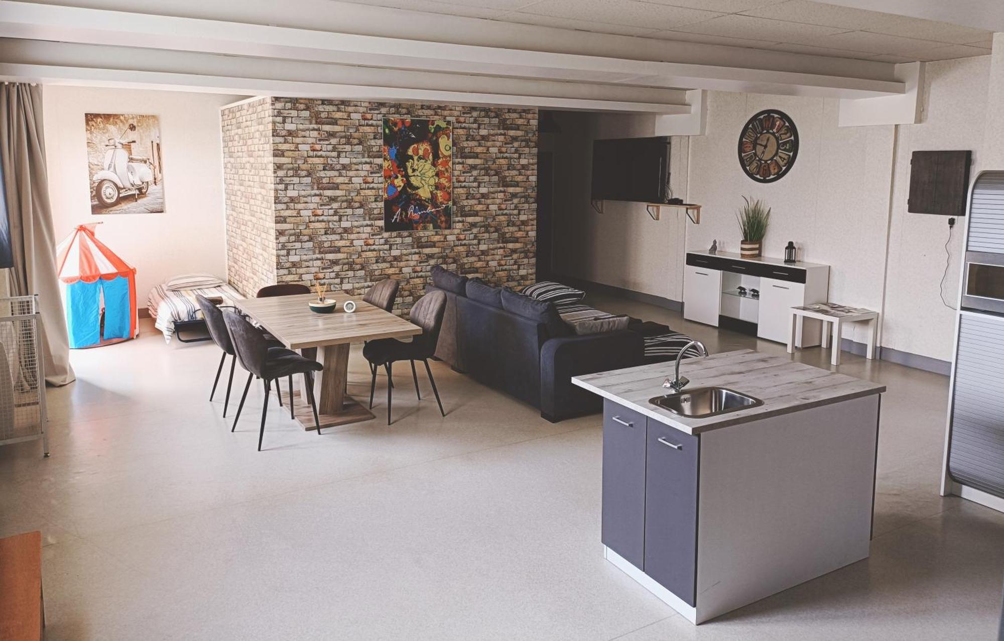 Loft Chez Valy Et Herve Charleville-Mezieres Exterior photo